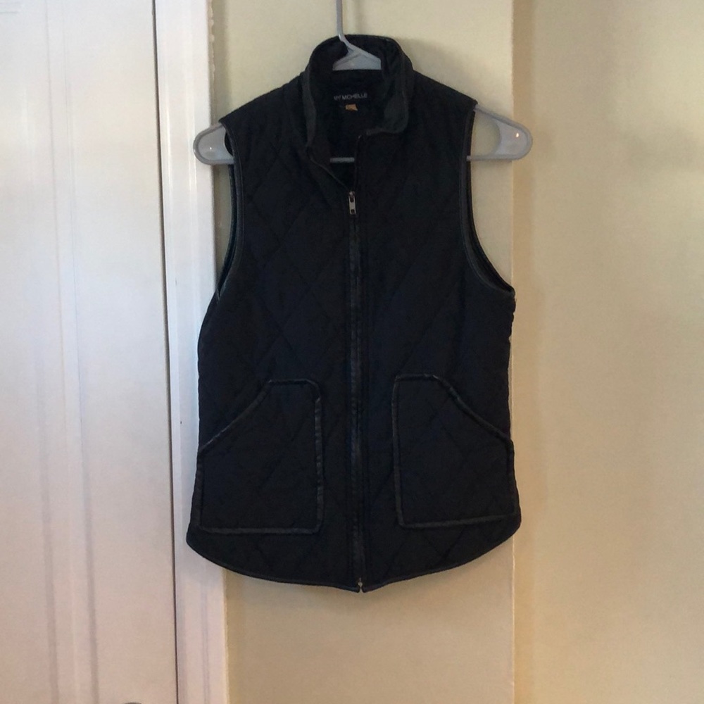 Women’s Puff Vest